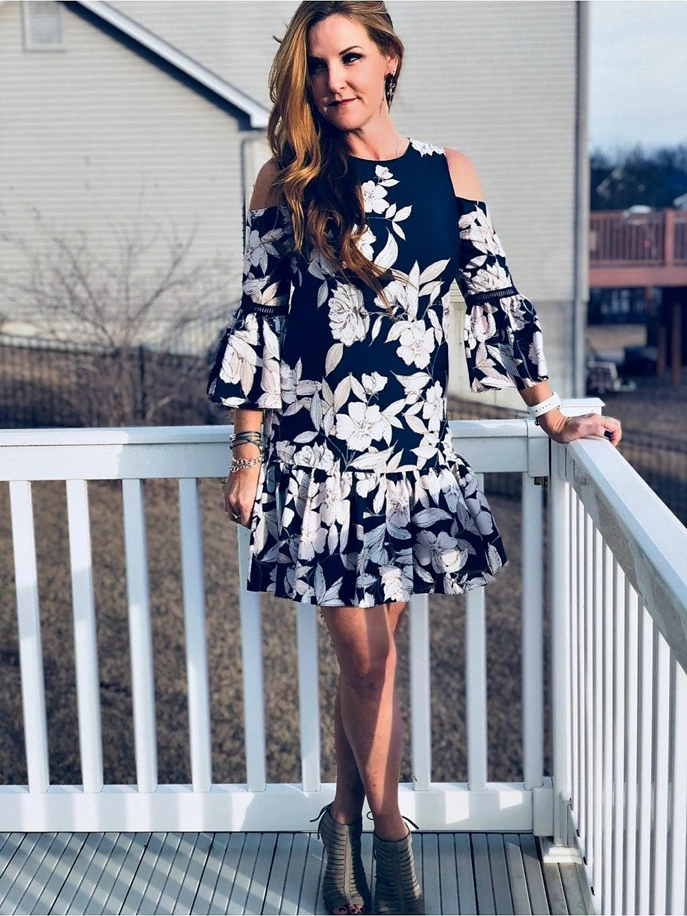 Eliza J Navy Floral Cold Shoulder Bell Sleeve Dress Size 4